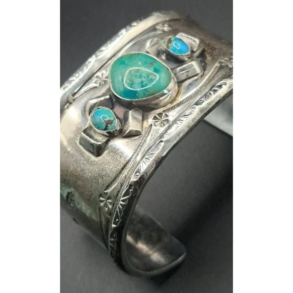 Vintage Navajo 3 Stone Turquoise SS Wide Cuff Bracelet~ - Picture 4 of 14